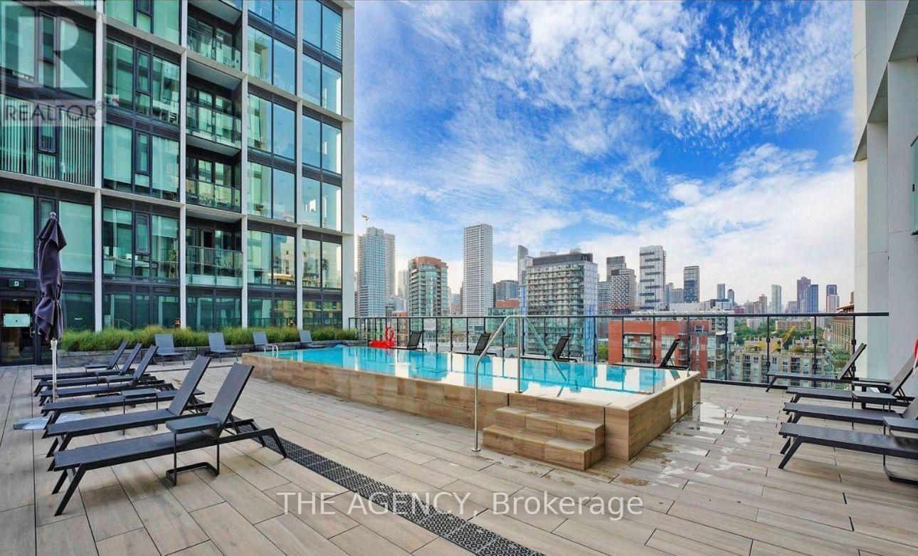 208- 158 Front Street East, Toronto, ON photo 11