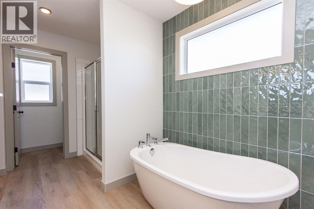 Listing photo – 248 Turnbull Close, Red Deer