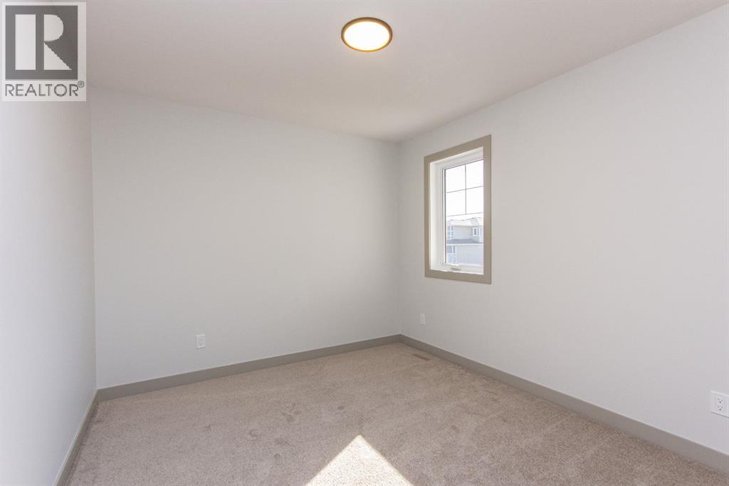 Listing photo – 248 Turnbull Close, Red Deer
