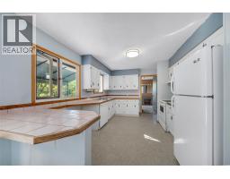 Kitchen - 11408 Kalmalka Road, Coldstream, BC V1B1M1 Photo 20