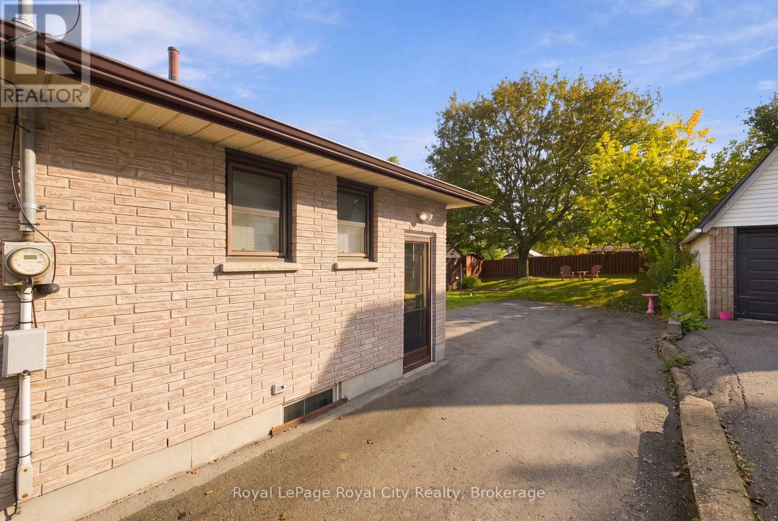 166 VICTORIA ROAD N - Image 28