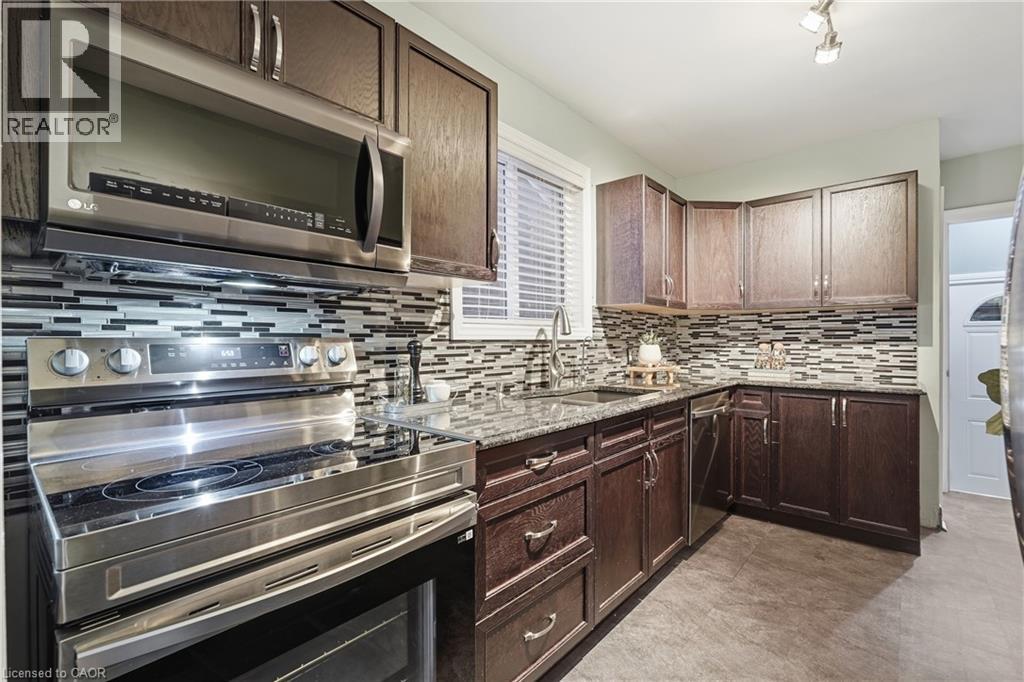106 CEDAR Street S - Image 14