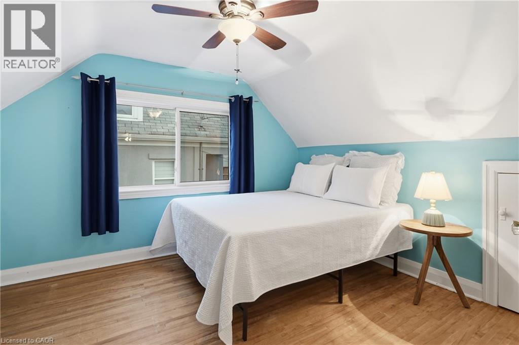 106 CEDAR Street S - Image 22