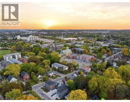 106 Cedar Street S, Kitchener, ON N2G3L9 Photo 40