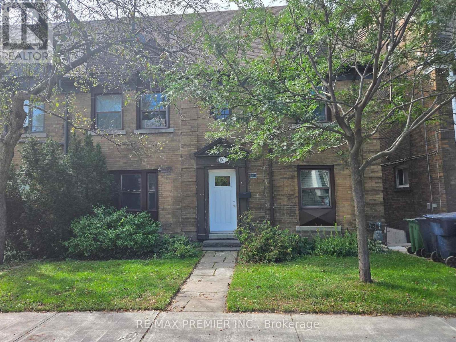 1342 AVENUE ROAD - 15