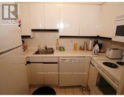 1702 - 7 Carlton Street, Toronto, ON M5B2M3 Photo 6