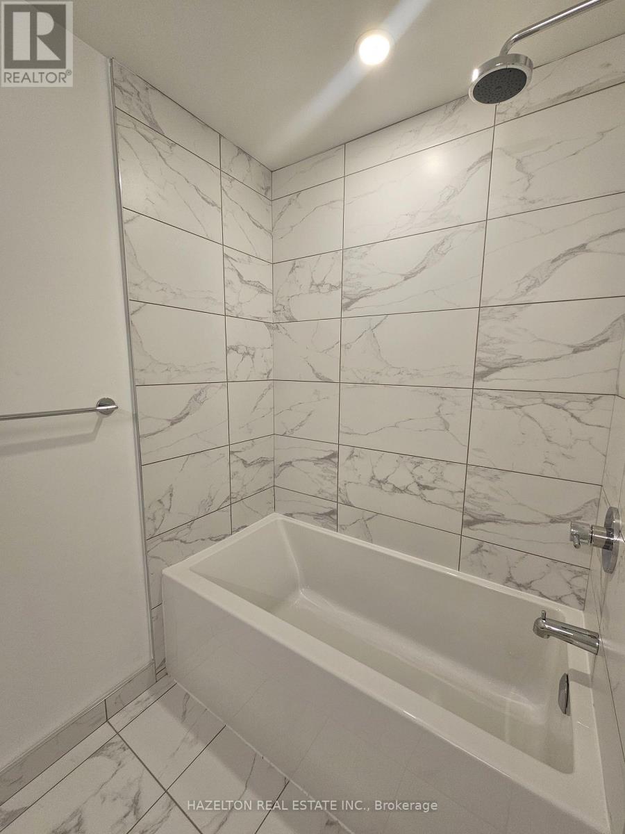 181 Sheppard Avenue East — photo 13