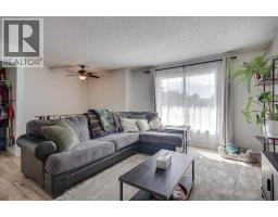2pc Bathroom - 22 Greenham Drive, Red Deer, AB T4P2X4 Photo 9