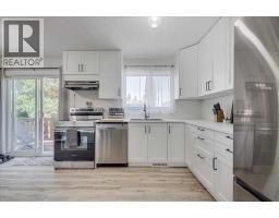 22 Greenham Drive, Red Deer, AB T4P2X4 Photo 12