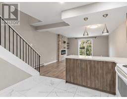 2 - 880 Broadview Avenue, Toronto, ON M4K2R1 Photo 8