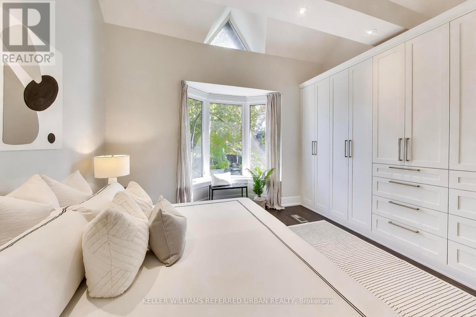 102 Gough Avenue, Toronto, ON photo 14