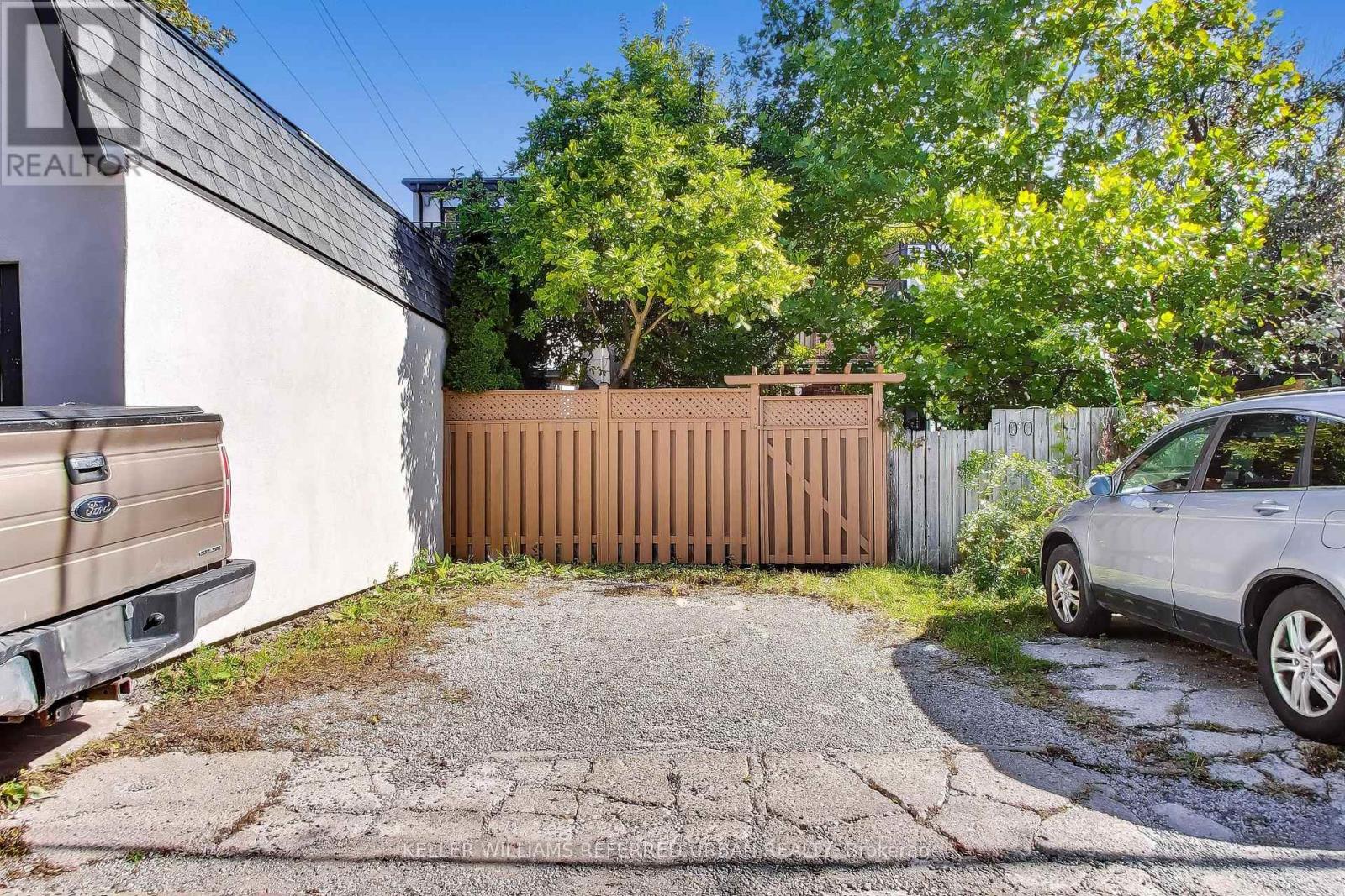 102 GOUGH AVENUE - 44