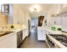 102 Gough Avenue, Toronto, ON M4K3N8 Photo 11