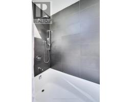 102 Gough Avenue, Toronto, ON M4K3N8 Photo 23