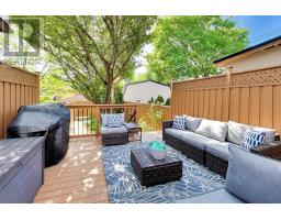102 Gough Avenue, Toronto, ON M4K3N8 Photo 33