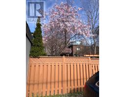 102 Gough Avenue, Toronto, ON M4K3N8 Photo 38