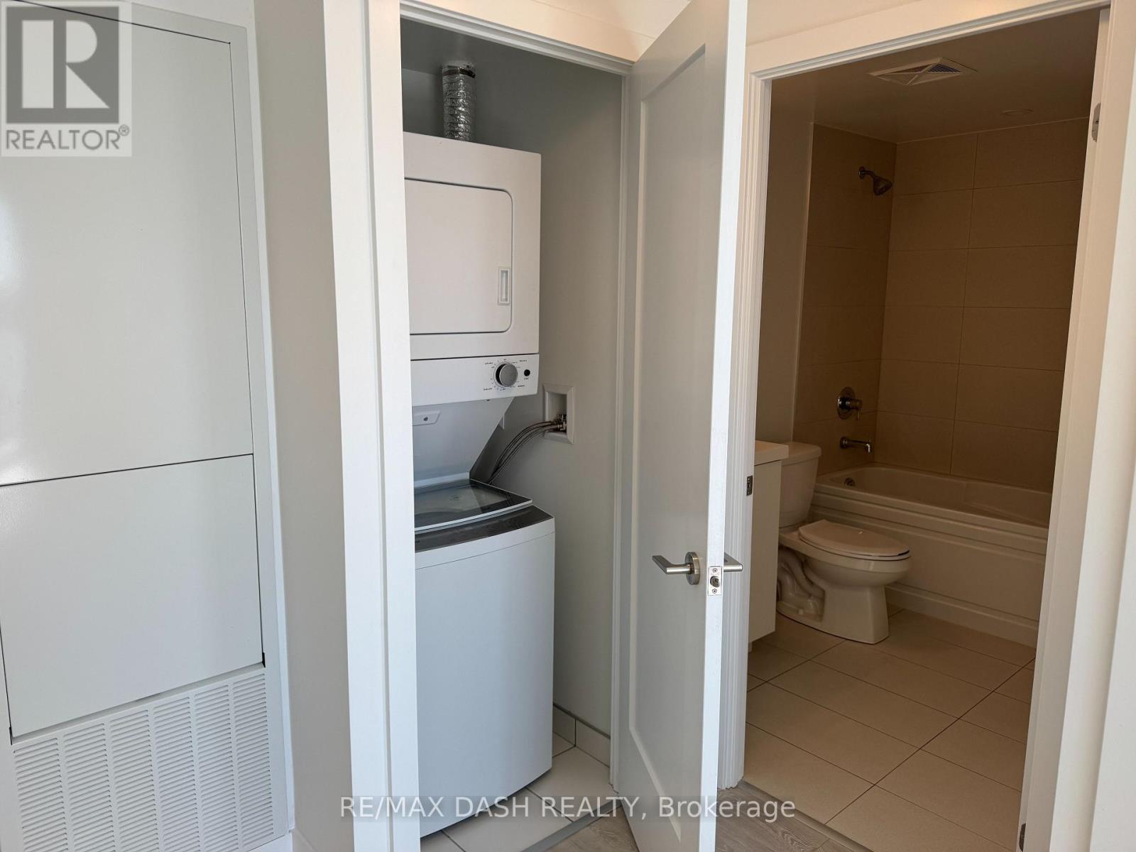 1622- 2545 Simcoe Street North, Oshawa, ON photo 6