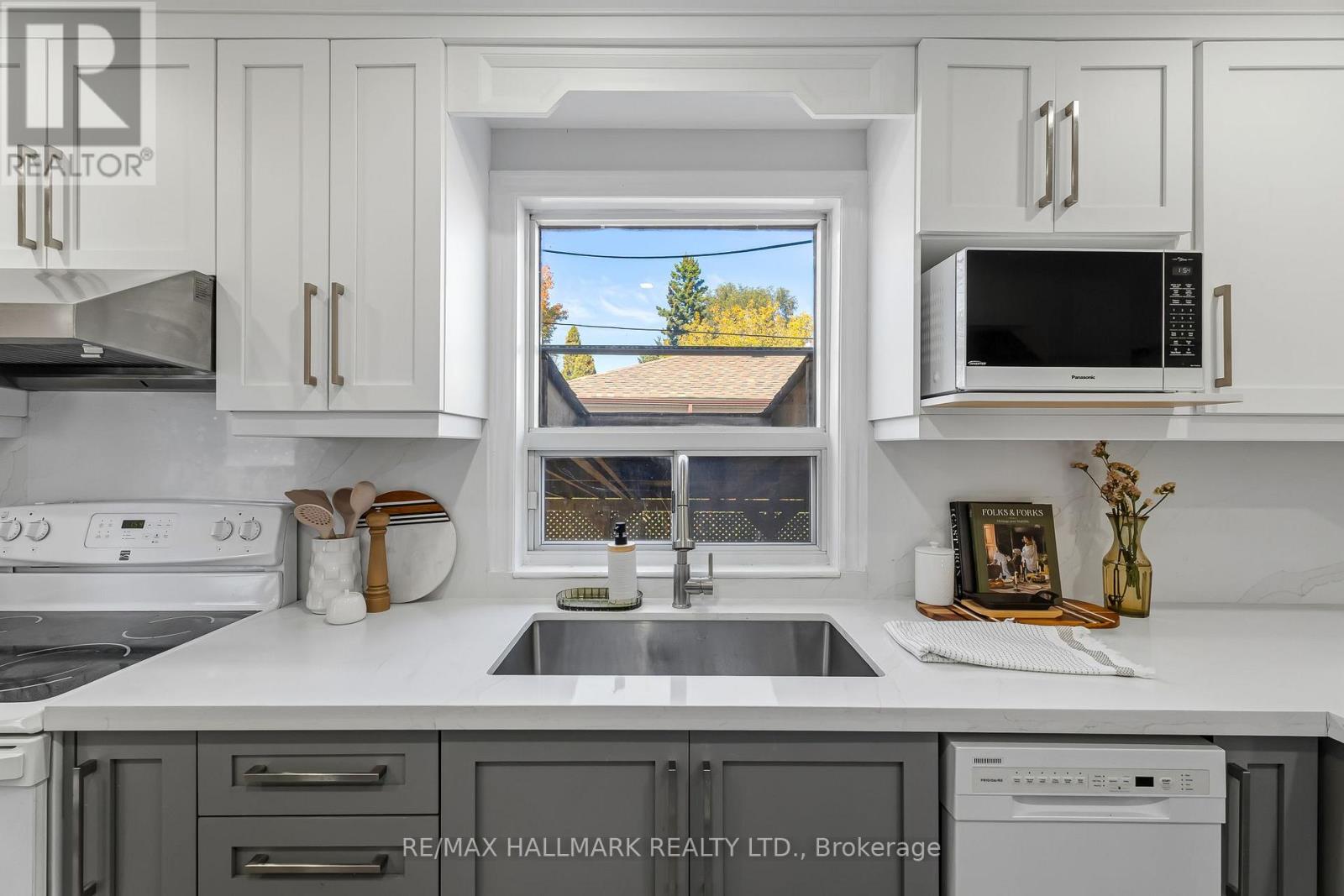 3 Armada Court, Toronto, ON photo 14