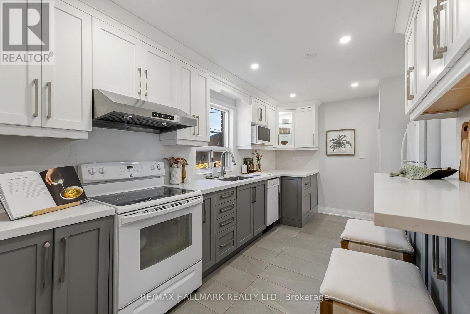 3 Armada Court, Toronto, ON photo 17