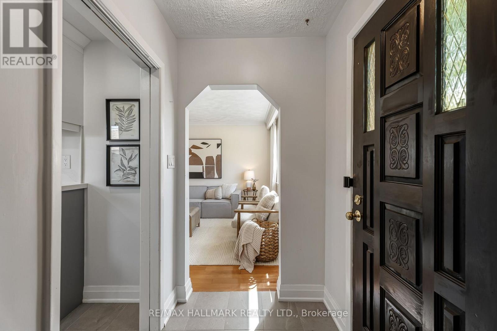 3 Armada Court, Toronto, ON photo 4