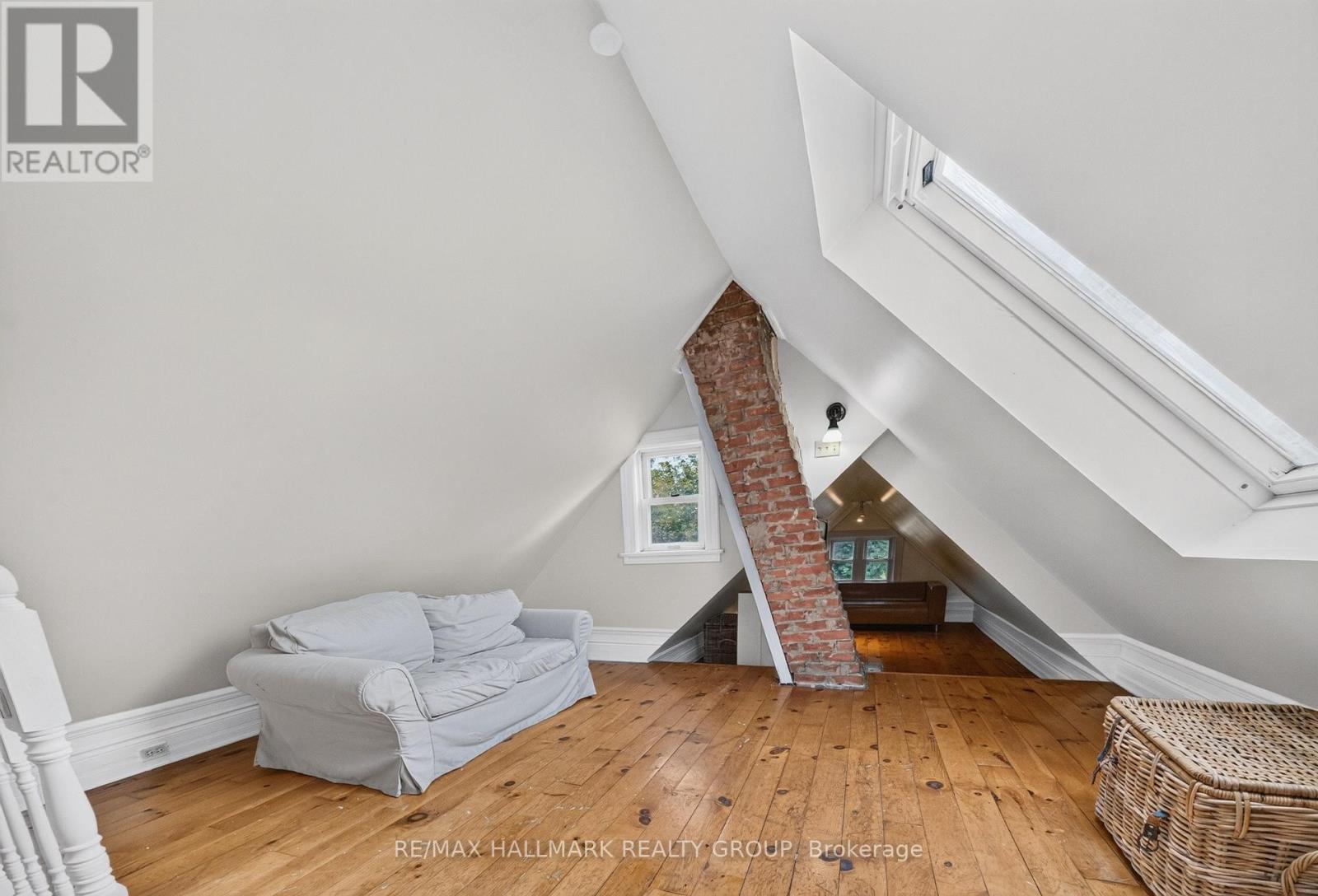 182 PRETORIA AVENUE - Image 38