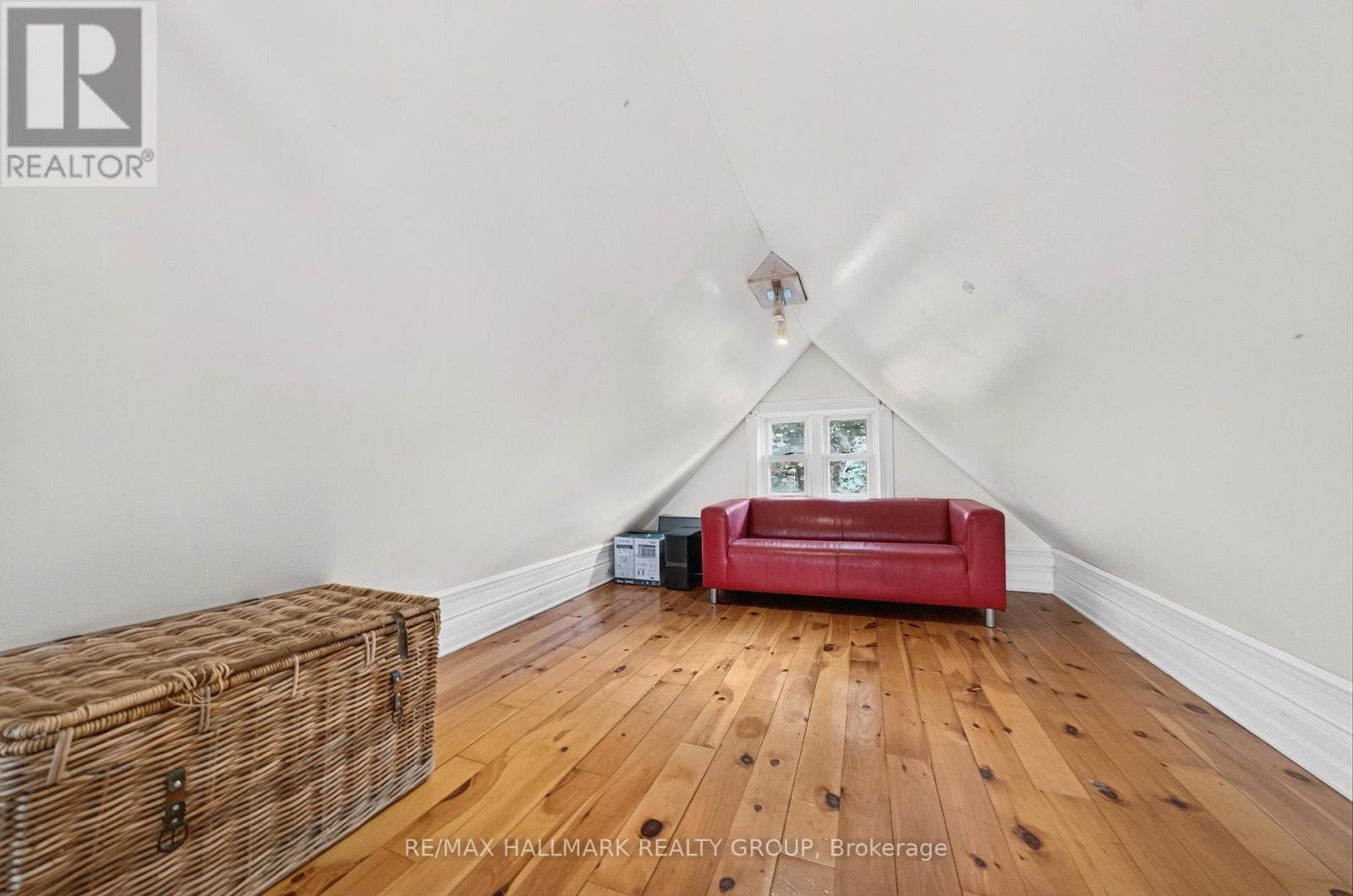 182 PRETORIA AVENUE - Image 39