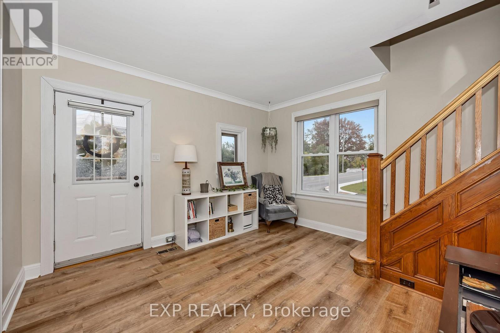 11505 QUEEN STREET - 8