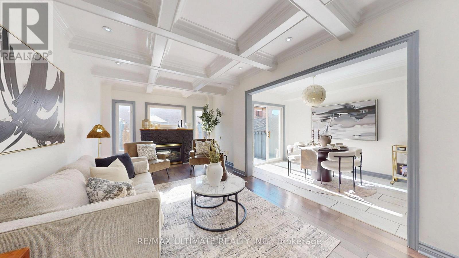 131 Foxchase Avenue, Vaughan, ON photo 5