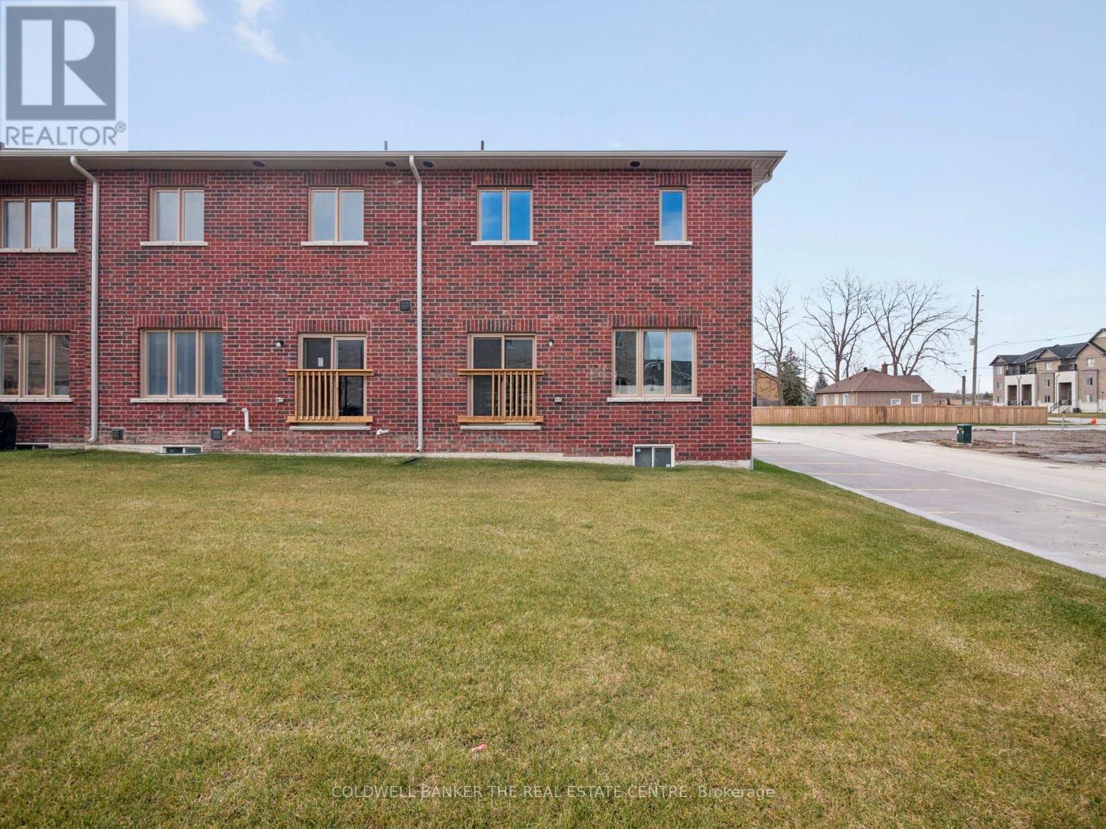 11 Hildred Cushing Way, Uxbridge, ON photo 38