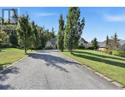 Bedroom 2 - 18 Wendat Trail, Springwater, ON L4M6T4 Photo 10