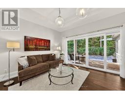 18 Wendat Trail, Springwater, ON L4M6T4 Photo 16