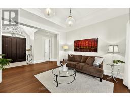 18 Wendat Trail, Springwater, ON L4M6T4 Photo 17
