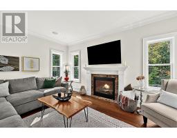 18 Wendat Trail, Springwater, ON L4M6T4 Photo 32