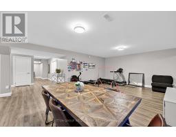 18 Wendat Trail, Springwater, ON L4M6T4 Photo 45