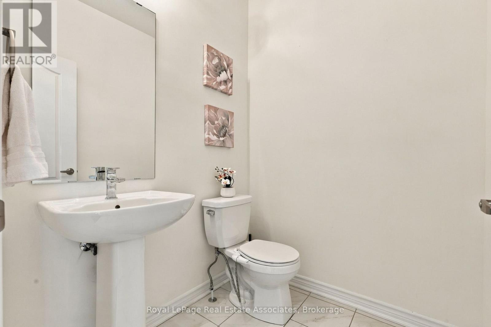 93 Village Gate Drive, Wasaga Beach, ON photo 11