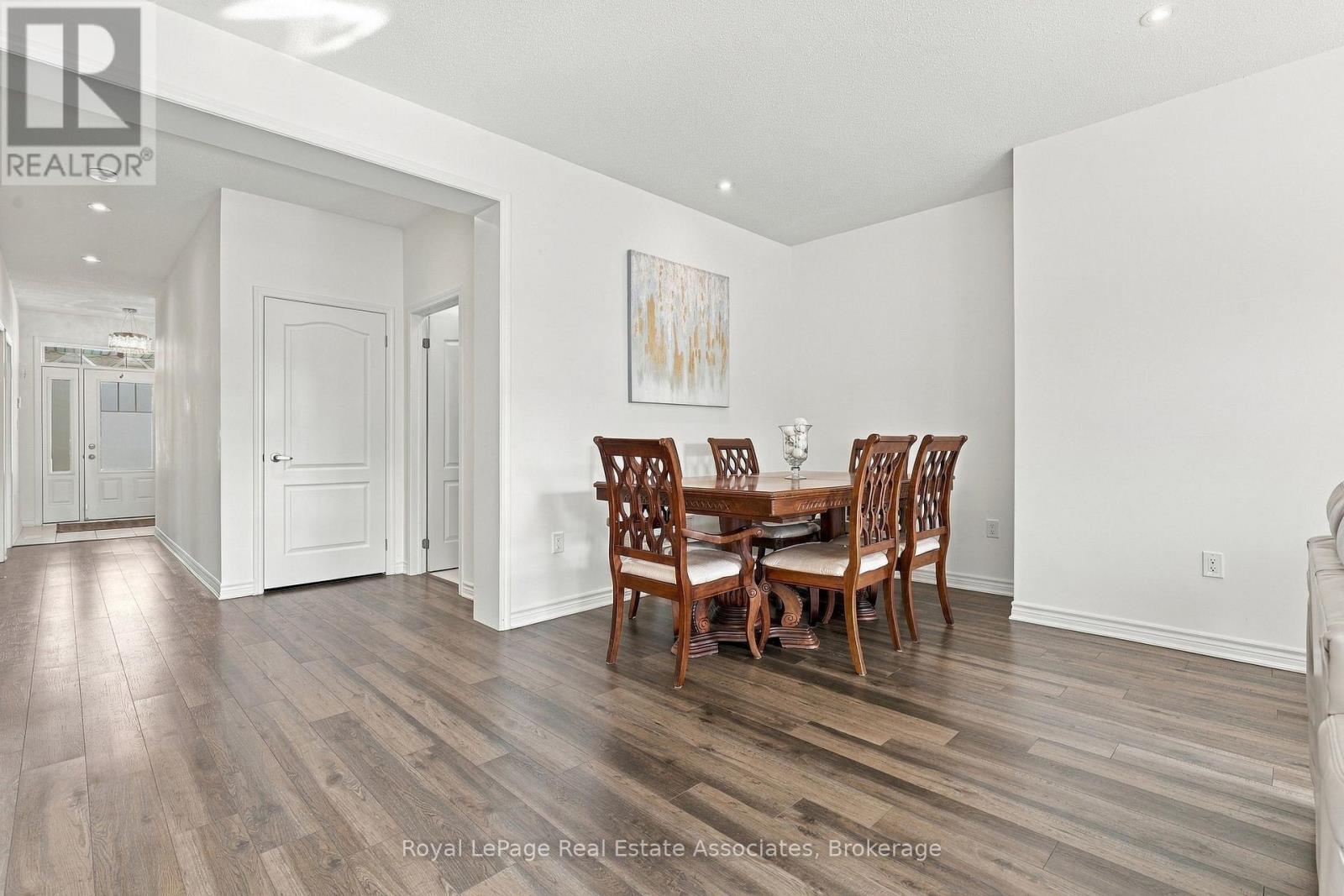93 VILLAGE GATE DRIVE - 16