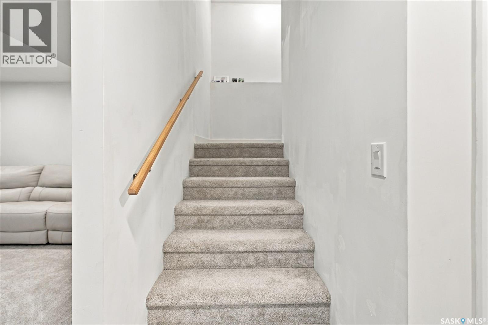 707 Underhill LANE - 33