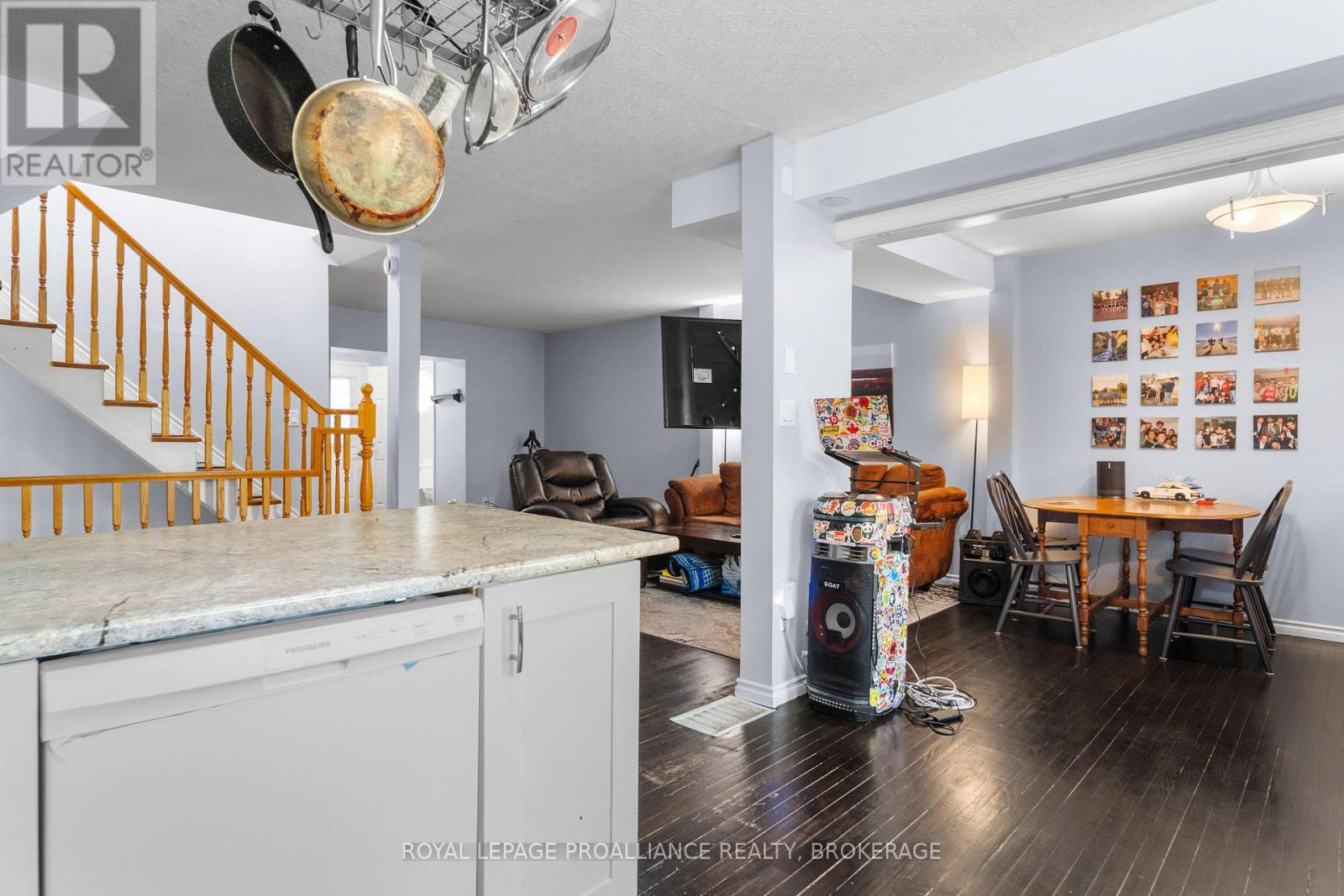 392 DAVIS DRIVE - 16
