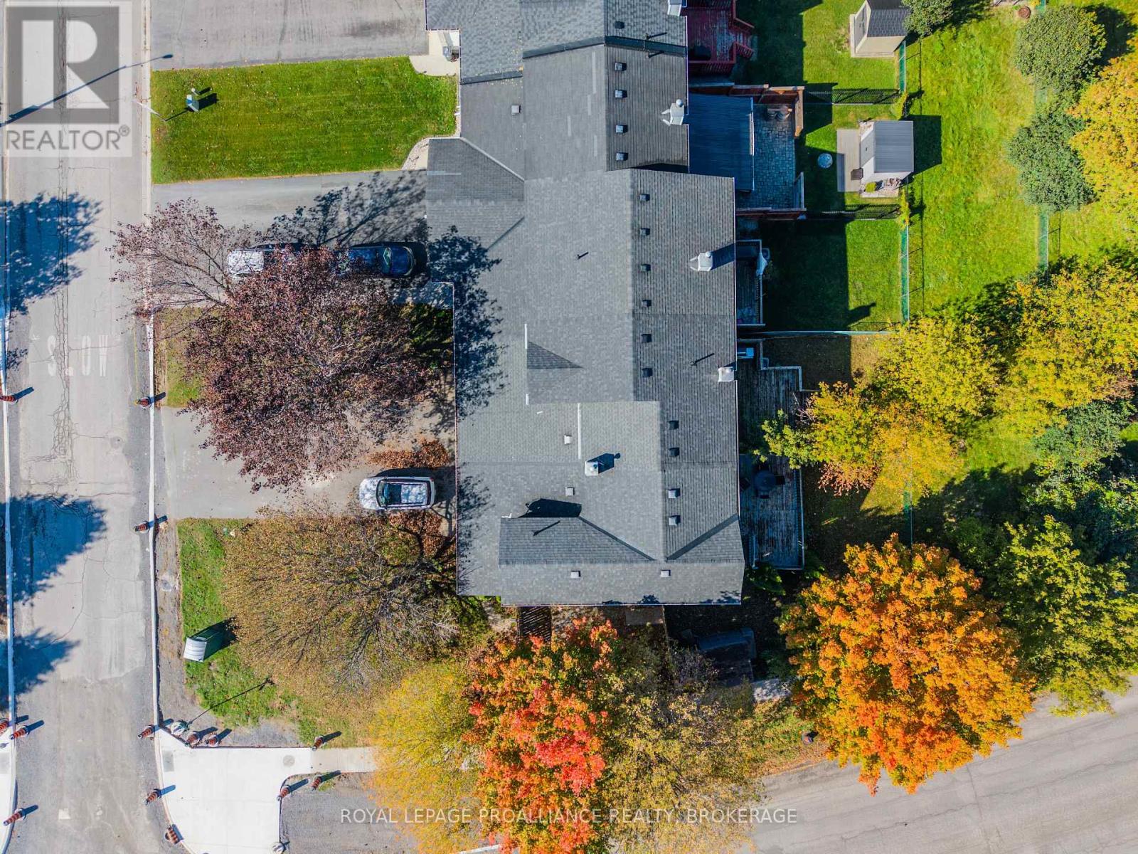 392 DAVIS DRIVE - 44