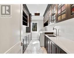 1897 Balsam Avenue, Mississauga, ON L5J1L3 Photo 32