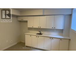 5882 Saigon Street, Mississauga, ON L5V0E9 Photo 41