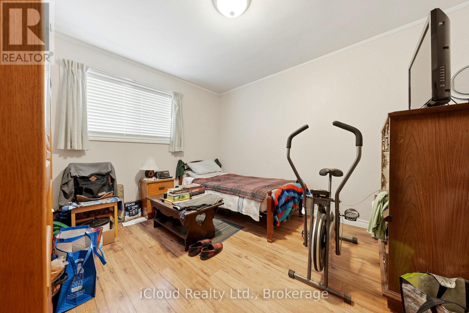 29 LANGSTONE CRESCENT - 16