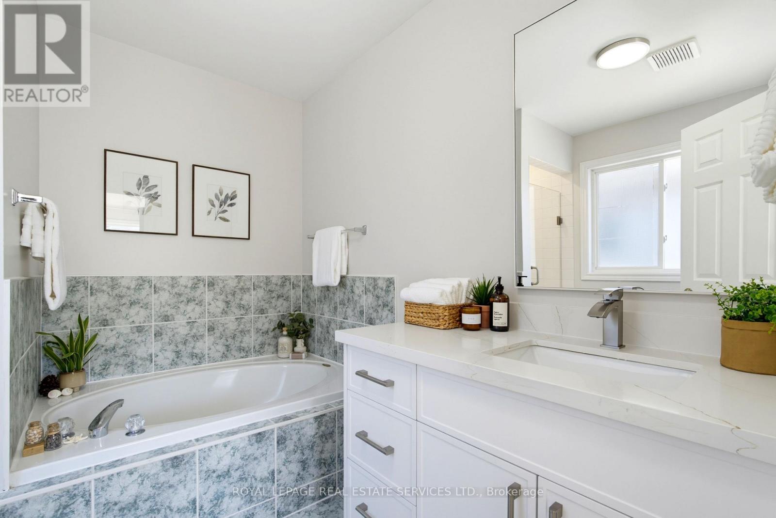 5582 Kimmeridge Gate, Mississauga, ON photo 25