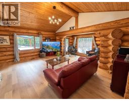 5007 Canium Court, 108 Mile Ranch, BC V0K2Z0 Photo 12