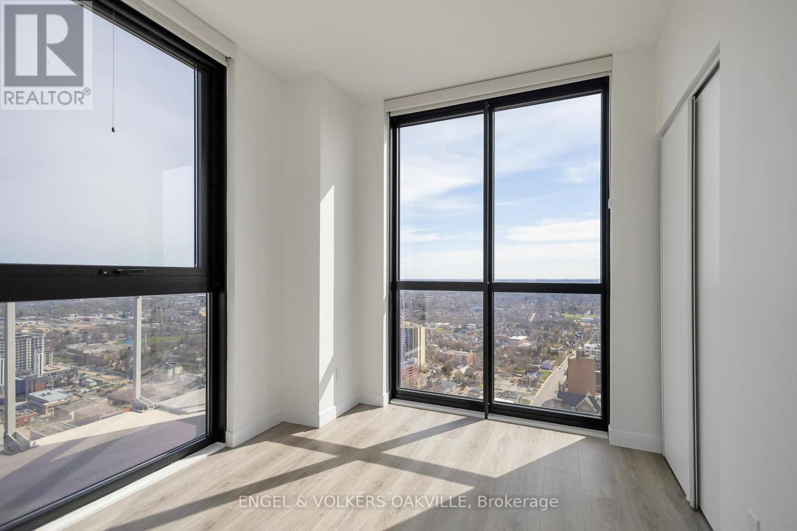60 Frederick Street — photo 17