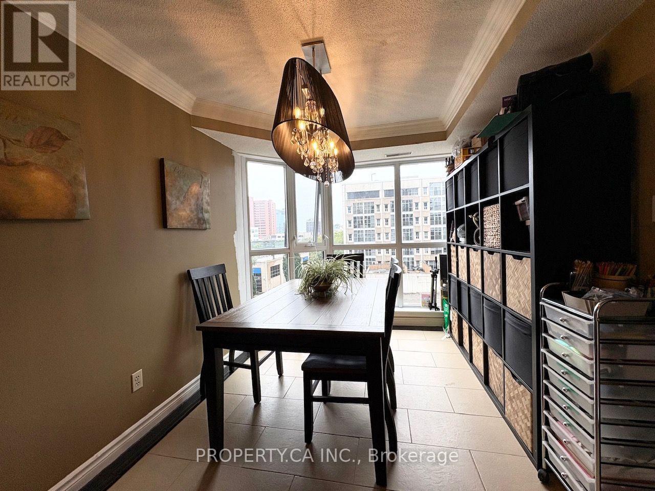 67 Caroline Street South — photo 12