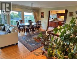 1086 Mathers Avenue, West Vancouver, BC V7T2G2 Photo 11