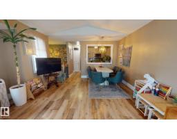623 Willow Co Nw, Edmonton, AB T5T2K7 Photo 9