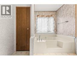 4885 Bella Rd, Campbell River, BC V9G1N8 Photo 25