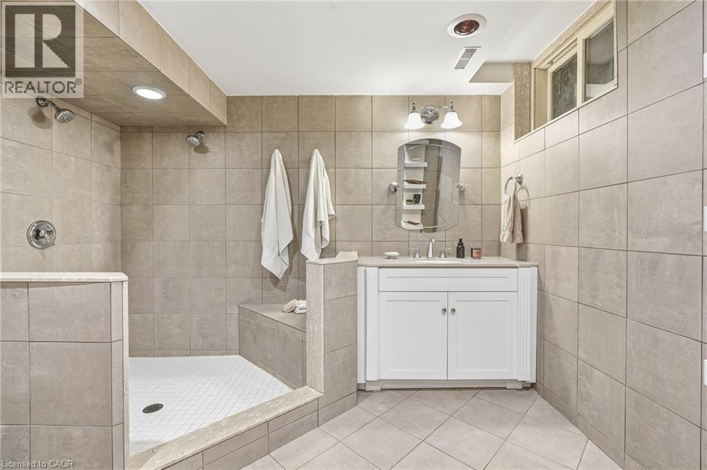 2747 Teak Crescent — photo 43